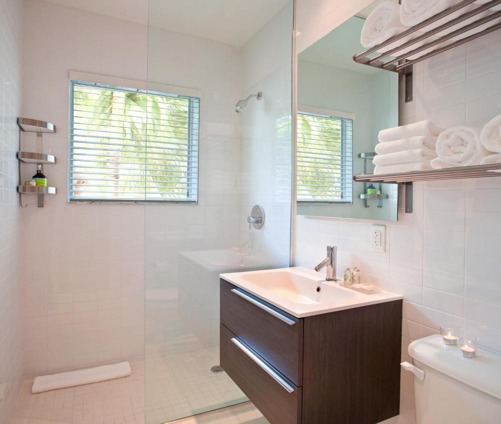 1818 Meridian House Apartments and Suites by Eskape Collection